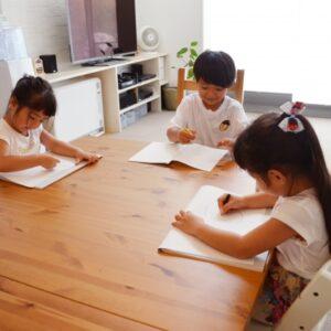 リビング学習に最適！家づくりで考える収納と学習スペースのアイデア